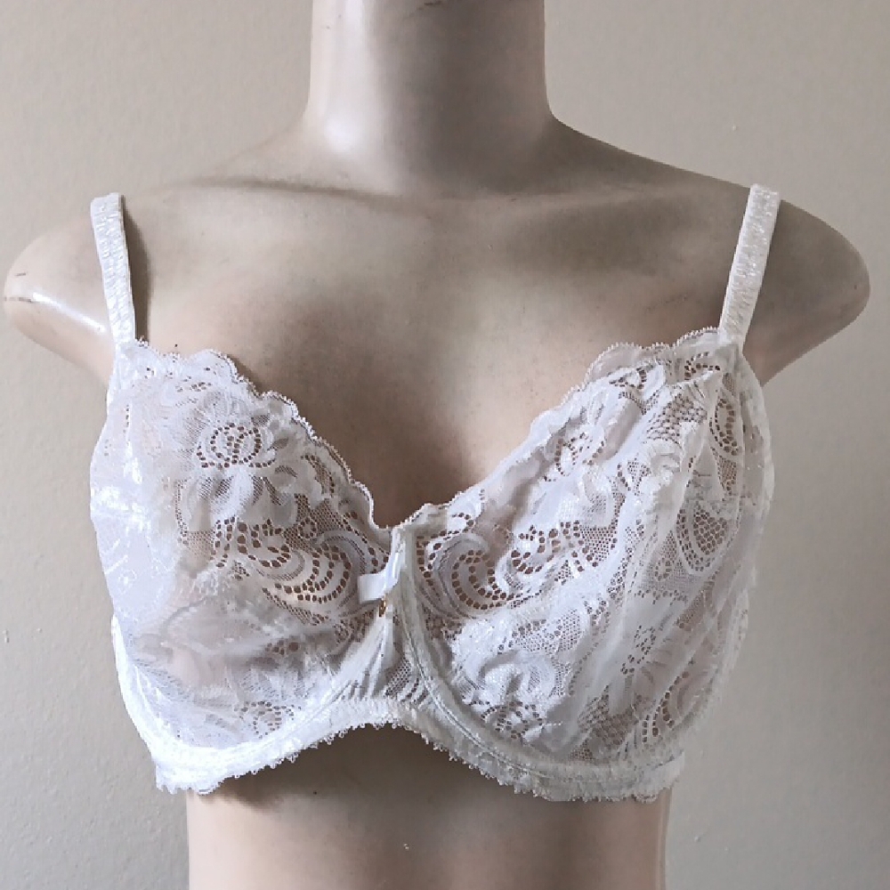 Gossard Gypsy White Floral Lace Underwire Bra with Scalloped Trim